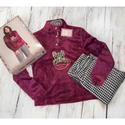 Дамска пухкава пижама